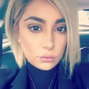 Meet your Posher, Uopx monica